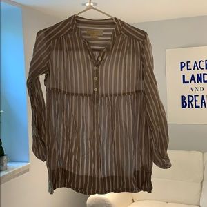 Light and summery Michael Kors shirt